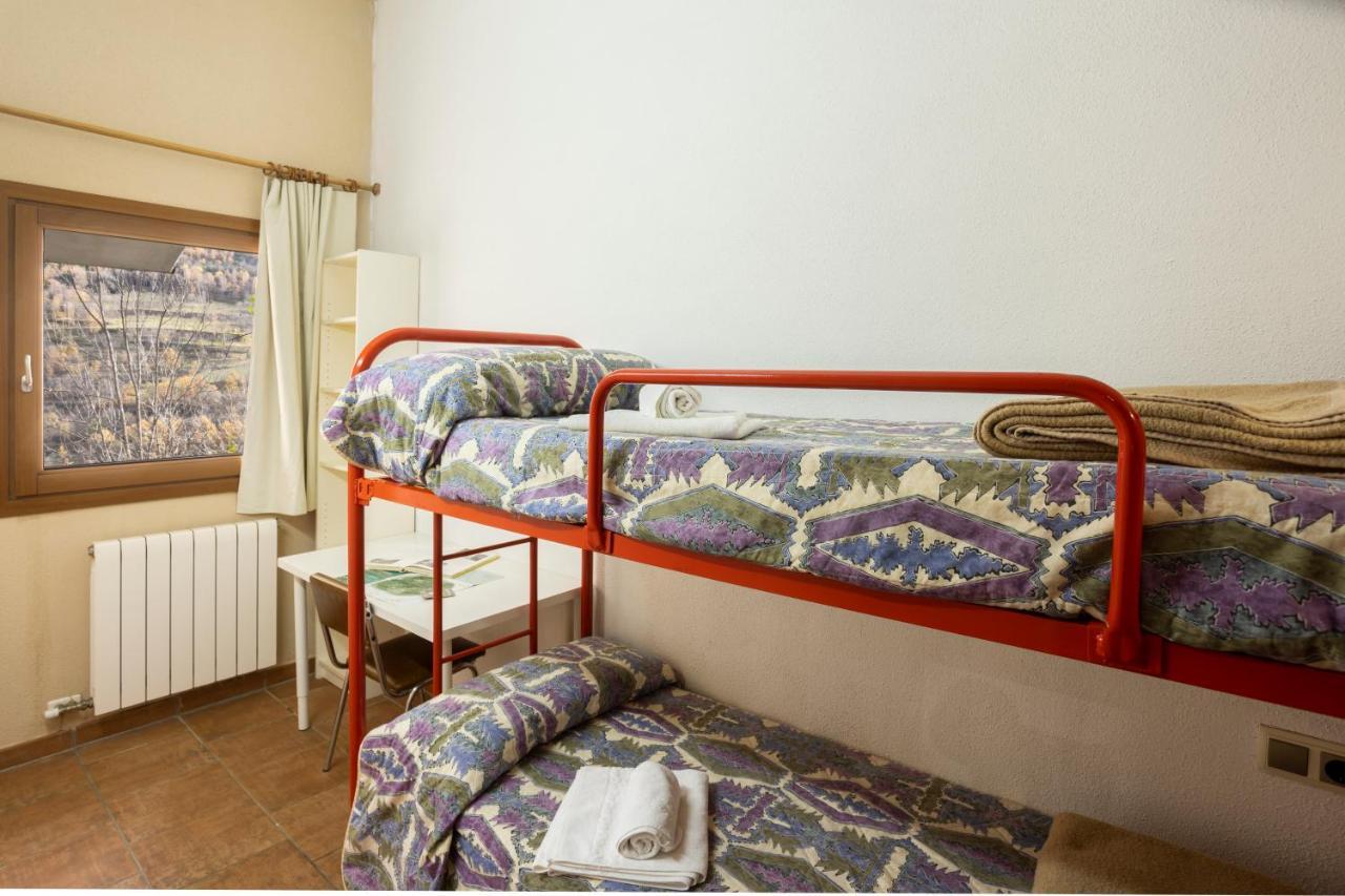 Hostal Les Roquetes 케랄브스 외부 사진